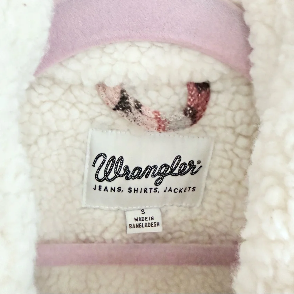 WOMEN'S WRANGLER® SHERPA LINED JACQUARD BARN JACKET - Picture 7 of 8